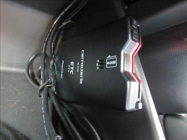 フィット ｅ：ＨＥＶホーム　４ＷＤ　メモリーナビ　Ｂｌｕｅｔｏｏｔｈ　バックモニター　ＥＴＣ　ドライブレコーダー　寒冷地仕様　ホンダセンシング　アダプティブクルーズコントロール　ＬＥＤヘッド　オートハイビーム　革巻ステアリング（62枚目）