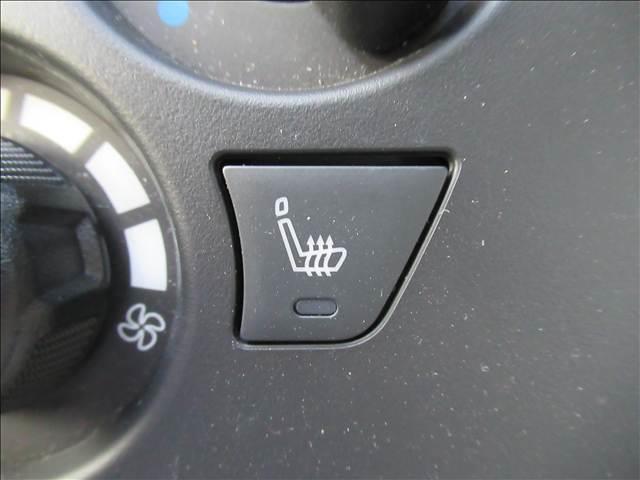 デイズ Ｂ　４ＷＤ　禁煙車　メモリーナビ　Ｂｌｕｅｔｏｏｔｈ　バックモニター　シートヒーター　ハンドルヒーター　ＵＳＢ　インテリジェントエマージェンシーブレーキ　オートライト　ハイビームアシスト　バックソナー（5枚目）