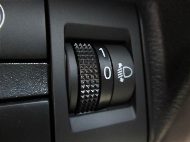 デイズ Ｂ　４ＷＤ　禁煙車　メモリーナビ　Ｂｌｕｅｔｏｏｔｈ　バックモニター　シートヒーター　ハンドルヒーター　ＵＳＢ　インテリジェントエマージェンシーブレーキ　オートライト　ハイビームアシスト　バックソナー（6枚目）