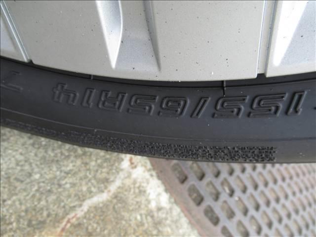 スペーシア ハイブリッドＧ　届出済未使用車　両側スライドドア　ＬＥＤヘッドランプ　ハイビームアシスト　セーフティサポート　コーナーセンサー　ヘッドライトレベライザー　標識認識機能　誤発進抑制制御機能　オートライト（76枚目）
