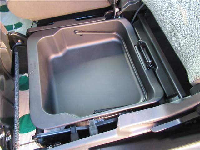 スペーシア ハイブリッドＸ　届出済未使用車　両側電動スライドドア　シートヒーター　ヒーター付電動格納ドアミラー　マルチユースフラップ　スリムサーキュレーター　後席パーソナルテーブル　ロールサンシェード　ＵＳＢ電源（49枚目）