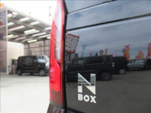 Ｎ－ＢＯＸ ベースグレード　４ＷＤ　禁煙　電動スライドドア　ＳＤナビ　Ｂｌｕｅｔｏｏｔｈ　フルセグ　バックモニター　ＥＴＣ　ホンダセンシング　渋滞追従機能付アダプティブクルーズコントロール　ＬＥＤヘッドランプ　チップアップシート（32枚目）