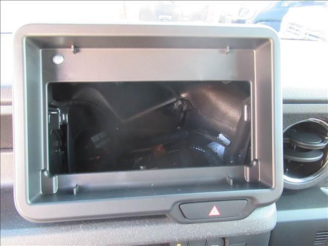 Ｎ－ＢＯＸカスタム ベースグレード　届出済未使用車　４ＷＤ　両側電動スライドドア　ＬＥＤヘッドライト　バックカメラ　アダプティブクルーズコントロール　シートヒーター　コーナーセンサー　横滑り防止機能　衝突被害軽減ブレーキ（10枚目）