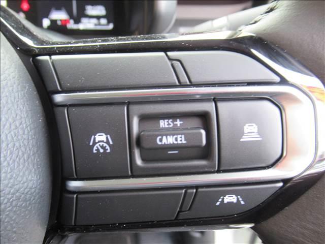 スペーシアカスタム ハイブリッドＸＳ　届出済未使用車　両側電動スライドドア　シートヒーター　アダプティブクルーズコントロール　純正１５インチアルミ　革巻ステアリング　ハーフレザーシート　マルチユースフラップ　サーキュレーター（3枚目）