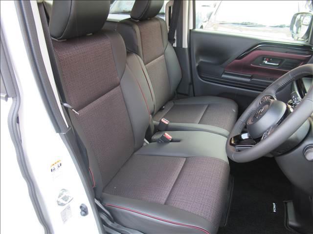 スペーシアカスタム ハイブリッドＸＳ　届出済未使用車　両側電動スライドドア　シートヒーター　アダプティブクルーズコントロール　純正１５インチアルミ　革巻ステアリング　ハーフレザーシート　マルチユースフラップ　サーキュレーター（8枚目）