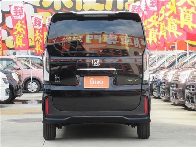 Ｎ－ＢＯＸカスタム Ｎ－ＢＯＸ　ＣＵＳＴＯＭ　届出済未使用車　４ＷＤ　電動スライドドア　シートヒーター　渋滞追従機能付アダプティブクルーズコントロール　ホンダセンシング　純正１４インチアルミ　フルＬＥＤヘッドランプ　ロールサンシェード（10枚目）