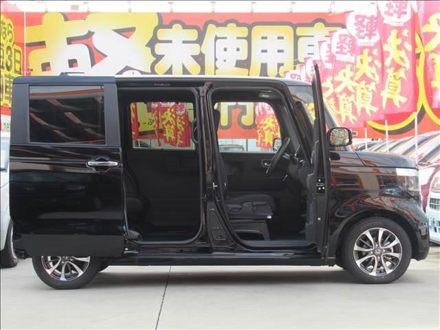 Ｎ－ＢＯＸカスタム Ｎ－ＢＯＸ　ＣＵＳＴＯＭ　届出済未使用車　４ＷＤ　電動スライドドア　シートヒーター　渋滞追従機能付アダプティブクルーズコントロール　ホンダセンシング　純正１４インチアルミ　フルＬＥＤヘッドランプ　ロールサンシェード（24枚目）