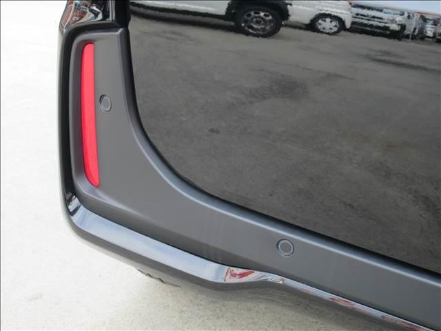 Ｎ－ＢＯＸカスタム Ｎ－ＢＯＸ　ＣＵＳＴＯＭ　届出済未使用車　４ＷＤ　電動スライドドア　シートヒーター　渋滞追従機能付アダプティブクルーズコントロール　ホンダセンシング　純正１４インチアルミ　フルＬＥＤヘッドランプ　ロールサンシェード（32枚目）