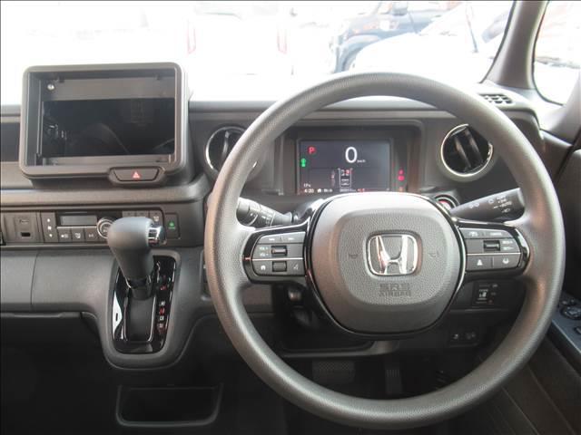 Ｎ－ＢＯＸカスタム Ｎ－ＢＯＸ　ＣＵＳＴＯＭ　届出済未使用車　４ＷＤ　電動スライドドア　シートヒーター　渋滞追従機能付アダプティブクルーズコントロール　ホンダセンシング　純正１４インチアルミ　フルＬＥＤヘッドランプ　ロールサンシェード（40枚目）