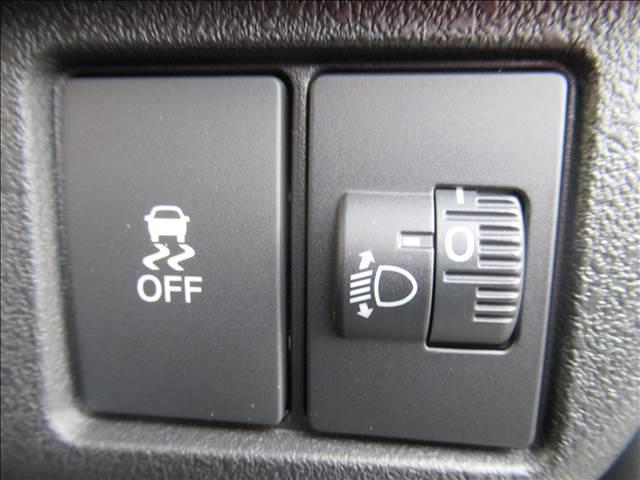 Ｎ－ＢＯＸカスタム Ｎ－ＢＯＸ　ＣＵＳＴＯＭ　届出済未使用車　４ＷＤ　電動スライドドア　シートヒーター　渋滞追従機能付アダプティブクルーズコントロール　ホンダセンシング　純正１４インチアルミ　フルＬＥＤヘッドランプ　ロールサンシェード（60枚目）