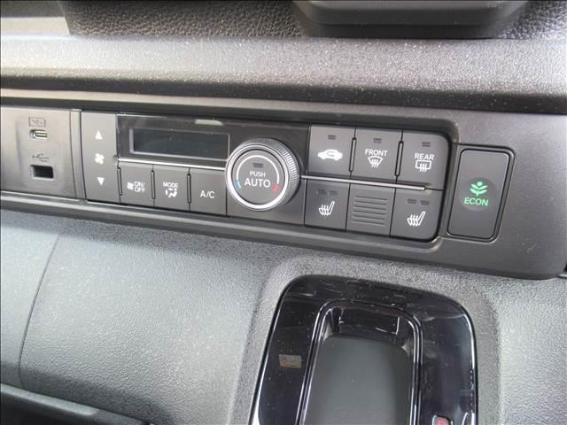 Ｎ－ＢＯＸカスタム Ｎ－ＢＯＸ　ＣＵＳＴＯＭ　届出済未使用車　４ＷＤ　電動スライドドア　シートヒーター　渋滞追従機能付アダプティブクルーズコントロール　ホンダセンシング　純正１４インチアルミ　フルＬＥＤヘッドランプ　ロールサンシェード（64枚目）