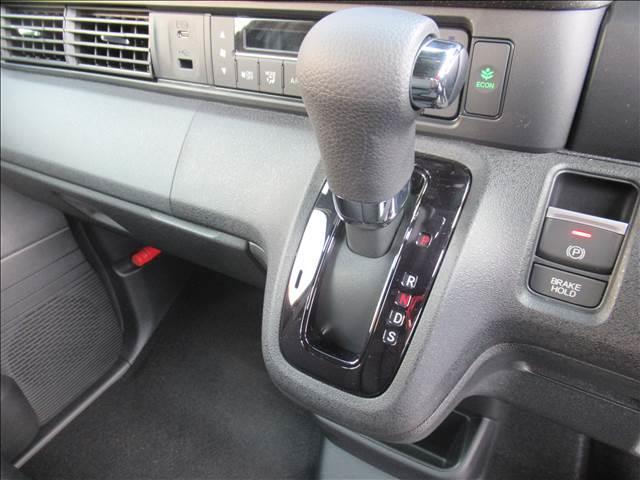 Ｎ－ＢＯＸカスタム Ｎ－ＢＯＸ　ＣＵＳＴＯＭ　届出済未使用車　４ＷＤ　電動スライドドア　シートヒーター　渋滞追従機能付アダプティブクルーズコントロール　ホンダセンシング　純正１４インチアルミ　フルＬＥＤヘッドランプ　ロールサンシェード（66枚目）