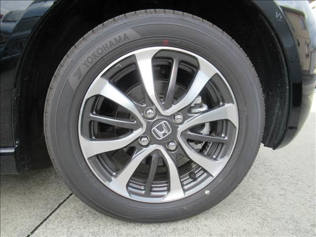 Ｎ－ＢＯＸカスタム Ｎ－ＢＯＸ　ＣＵＳＴＯＭ　届出済未使用車　４ＷＤ　電動スライドドア　シートヒーター　渋滞追従機能付アダプティブクルーズコントロール　ホンダセンシング　純正１４インチアルミ　フルＬＥＤヘッドランプ　ロールサンシェード（73枚目）