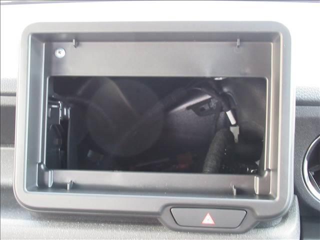 Ｎ－ＢＯＸカスタム ベースグレード　届出済未使用車　４ＷＤ　電動スライドドア　シートヒーター　渋滞追従付アダプティブクルーズコントロール　ホンダセンシング　ＬＥＤヘッドランプ　オートハイビーム　ブレーキホールド　チップアップシート（3枚目）