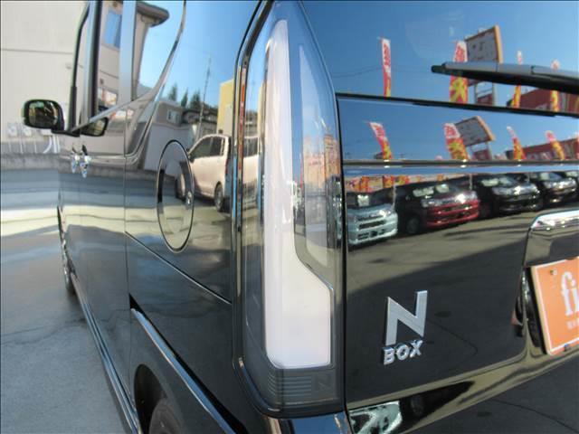 Ｎ－ＢＯＸカスタム ベースグレード　届出済未使用車　４ＷＤ　電動スライドドア　シートヒーター　渋滞追従付アダプティブクルーズコントロール　ホンダセンシング　ＬＥＤヘッドランプ　オートハイビーム　ブレーキホールド　チップアップシート（31枚目）
