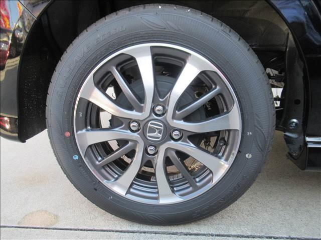 Ｎ－ＢＯＸカスタム ベースグレード　届出済未使用車　４ＷＤ　電動スライドドア　シートヒーター　渋滞追従付アダプティブクルーズコントロール　ホンダセンシング　ＬＥＤヘッドランプ　オートハイビーム　ブレーキホールド　チップアップシート（75枚目）