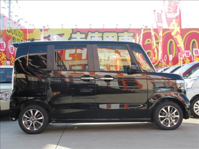 N-BOXカスタム ベースグレード 届出済未使用車 4WD 電動スライドドア シートヒーター 渋滞追従機能付アダプティブクルーズコントロール LEDヘッドランプ オートハイビーム ホンダセンシング 純正14インチAW チップアップシート(23枚目)