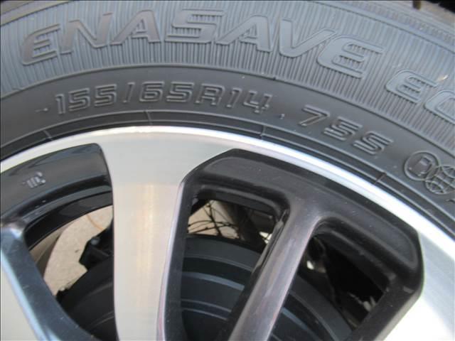 N-BOXカスタム ベースグレード 届出済未使用車 4WD 電動スライドドア シートヒーター 渋滞追従機能付アダプティブクルーズコントロール LEDヘッドランプ オートハイビーム ホンダセンシング 純正14インチAW チップアップシート(75枚目)