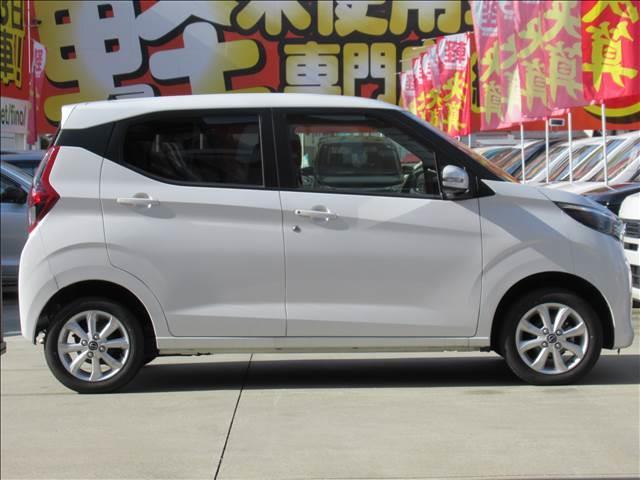 デイズ Ｘ　４ＷＤ　禁煙　純正９型ナビ　全方位モニター　フルセグ　Ｂｌｕｅｔｏｏｔｈ　純正前後ドライブレコーダー　シートヒーター　ＥＴＣ　ＬＥＤヘッドランプ　ステアリングスイッチ　純正１４インチアルミ（27枚目）