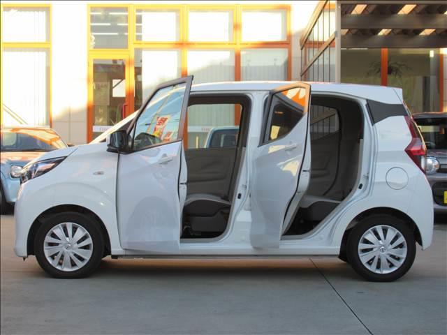 デイズ Ｂ　禁煙車　８型フローティングＳＤナビ　フルセグ　Ｂｌｕｅｔｏｏｔｈ　バックモニター　ＥＴＣ　ＵＳＢソケット　インテリジェントエマージェンシーブレーキ　オートライト　ハイビームアシスト　後席スライドレバー（29枚目）