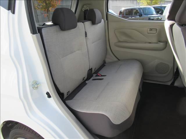 デイズ Ｓ　４ＷＤ　禁煙車　メモリーナビ　Ｂｌｕｅｔｏｏｔｈ　バックモニター　ドライブレコーダー　シートヒーター　ＵＳＢソケット　インテリジェントエマージェンシーブレーキ　オートライト　ハイビームアシスト（8枚目）