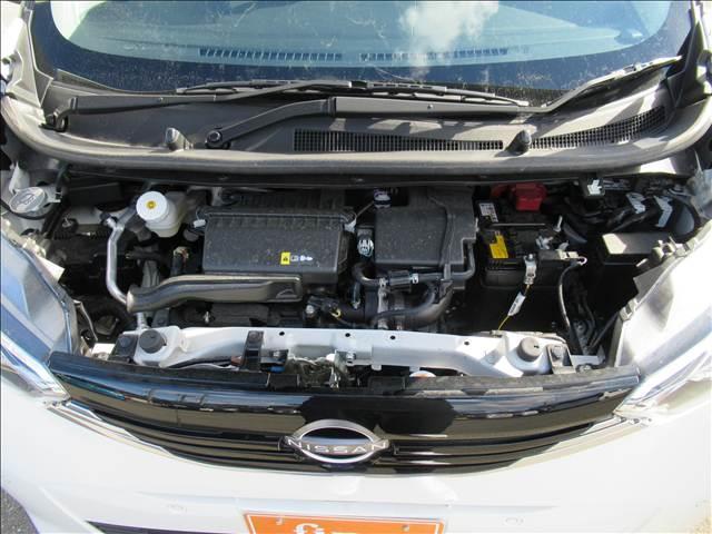 デイズ Ｓ　４ＷＤ　禁煙車　メモリーナビ　Ｂｌｕｅｔｏｏｔｈ　バックモニター　ドライブレコーダー　シートヒーター　ＵＳＢソケット　インテリジェントエマージェンシーブレーキ　オートライト　ハイビームアシスト（12枚目）