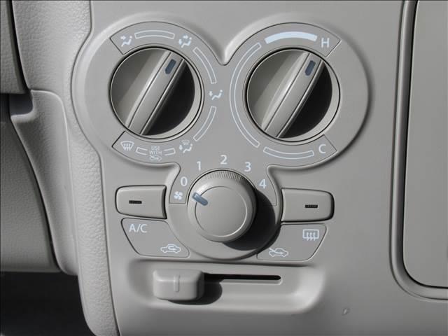 ふぃのの在庫をご覧いただきありがとうございます。総在庫台数６００台以上　届出済未使用車専門店でございます。ぜひ一度　　０１２０−１５３−４４０　までお問い合わせください。