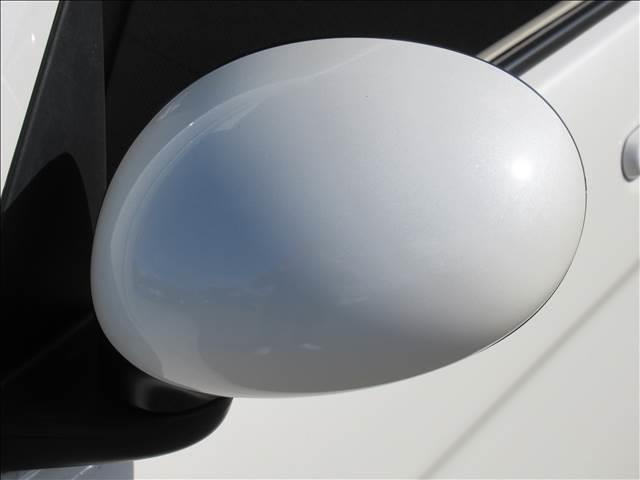 ふぃのの在庫をご覧いただきありがとうございます。総在庫台数６００台以上　届出済未使用車専門店でございます。ぜひ一度　　０１２０−１５３−４４０　までお問い合わせください。