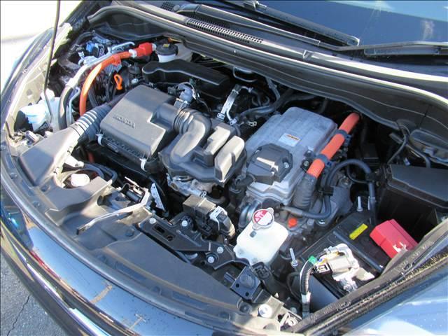 フィット ｅ：ＨＥＶホーム　４ＷＤ　禁煙車　寒冷地仕様メモリーナビ　Ｂｌｕｅｔｏｏｔｈ　バックモニター　ドライブレコーダー　ホンダセンシング　アダプティブクルーズコントロール　ＬＥＤヘッドランプ　オートハイビーム　革巻ステア（77枚目）