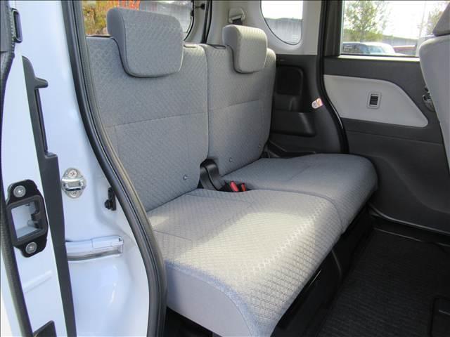 タント Ｌ　４ＷＤ　禁煙車　両側スライドドア　メモリーナビ　Ｂｌｕｅｔｏｏｔｈ　バックモニター　ＥＴＣ　ドライブレコーダー　シートヒーター　ＬＥＤヘッドランプ　スマートアシスト　オートライト　オートハイビーム（8枚目）