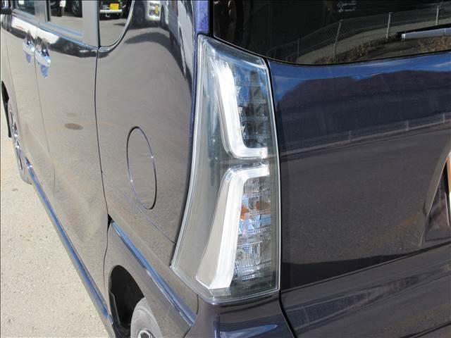 タント カスタムＸ　届出済未使用車　４ＷＤ　両側電動スライドドア　シートヒーター　ＵＳＢソケット　ハーフレザーシート　ＬＥＤヘッド　ＬＥＤフォグランプ　純正１４インチアルミ　電動パーキングブレーキ　スマートアシスト（27枚目）