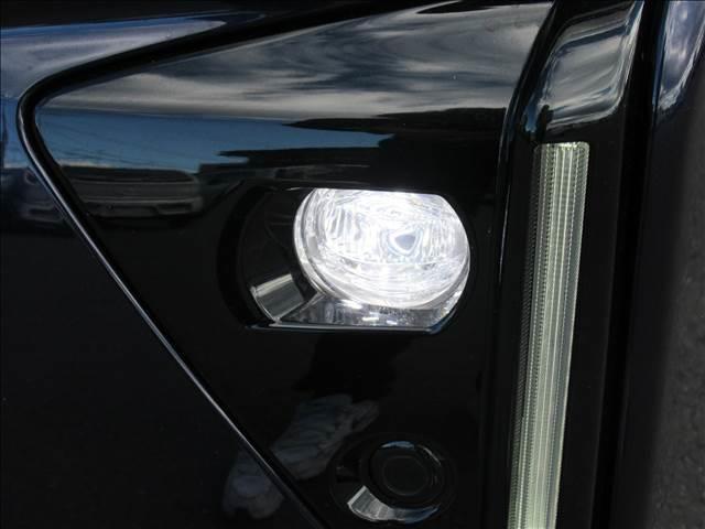 タント カスタムＸ　届出済未使用車　４ＷＤ　両側電動スライドドア　シートヒーター　ＵＳＢソケット　ハーフレザーシート　ＬＥＤヘッド　ＬＥＤフォグランプ　純正１４インチアルミ　電動パーキングブレーキ　スマートアシスト（76枚目）