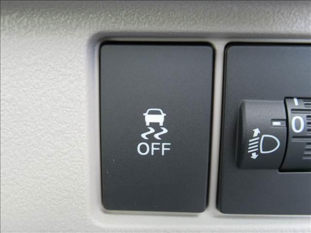 Ｎ－ＢＯＸ ベースグレード　届出済未使用車　４ＷＤ　電動スライドドア　シートヒーター　ホンダセンシング　渋滞追従機能付アダプティブクルーズコントロール　ＬＥＤヘッドランプ　オートハイビーム　充電用ＵＳＢタイプＣ端子（7枚目）