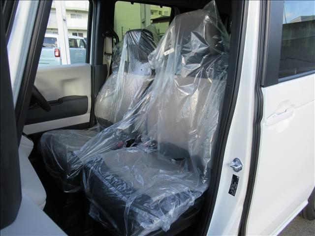 Ｎ－ＢＯＸ ベースグレード　届出済未使用車　４ＷＤ　電動スライドドア　シートヒーター　ホンダセンシング　渋滞追従機能付アダプティブクルーズコントロール　ＬＥＤヘッドランプ　オートハイビーム　充電用ＵＳＢタイプＣ端子（48枚目）