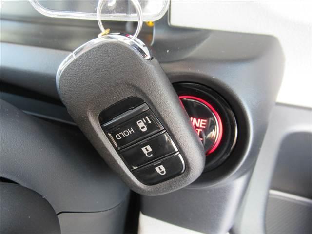 Ｎ－ＢＯＸ ベースグレード　届出済未使用車　４ＷＤ　電動スライドドア　シートヒーター　ホンダセンシング　渋滞追従機能付アダプティブクルーズコントロール　ＬＥＤヘッドランプ　オートハイビーム　充電用ＵＳＢタイプＣ端子（73枚目）