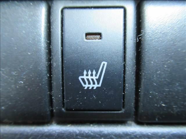 ワゴンＲ ＦＸ　４ＷＤ　禁煙車　純正ＣＤオーディオ　シートヒーター　電動格納ヒーテッドドアミラー　ヘッドライトレベライザー　エネチャージ　アイドリングストップ　バニティーミラー　オートエアコン　社外１４インチアルミ（3枚目）