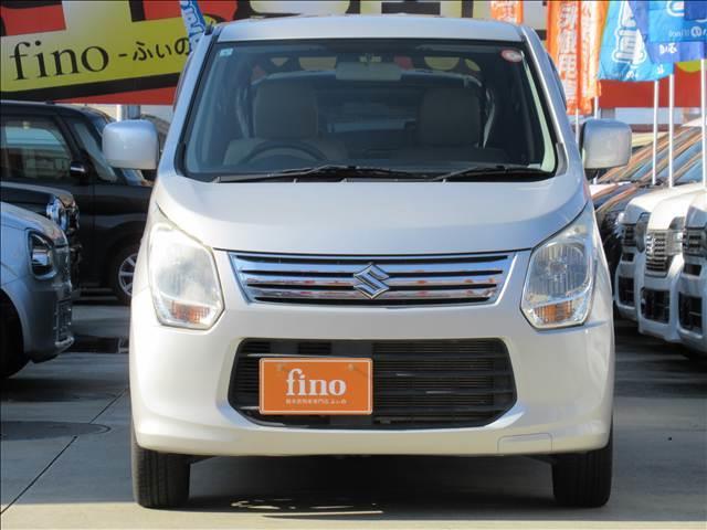 ワゴンＲ ＦＸ　４ＷＤ　禁煙車　純正ＣＤオーディオ　シートヒーター　電動格納ヒーテッドドアミラー　ヘッドライトレベライザー　エネチャージ　アイドリングストップ　バニティーミラー　オートエアコン　社外１４インチアルミ（9枚目）