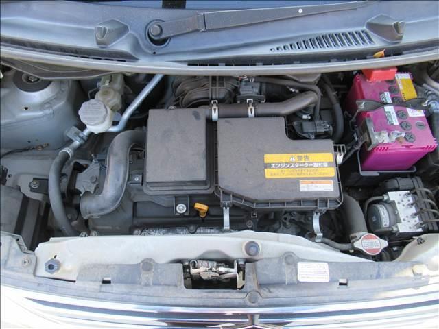 ワゴンＲ ＦＸ　４ＷＤ　禁煙車　純正ＣＤオーディオ　シートヒーター　電動格納ヒーテッドドアミラー　ヘッドライトレベライザー　エネチャージ　アイドリングストップ　バニティーミラー　オートエアコン　社外１４インチアルミ（12枚目）