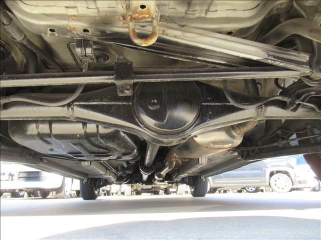 ワゴンＲ ＦＸ　４ＷＤ　禁煙車　純正ＣＤオーディオ　シートヒーター　電動格納ヒーテッドドアミラー　ヘッドライトレベライザー　エネチャージ　アイドリングストップ　バニティーミラー　オートエアコン　社外１４インチアルミ（13枚目）