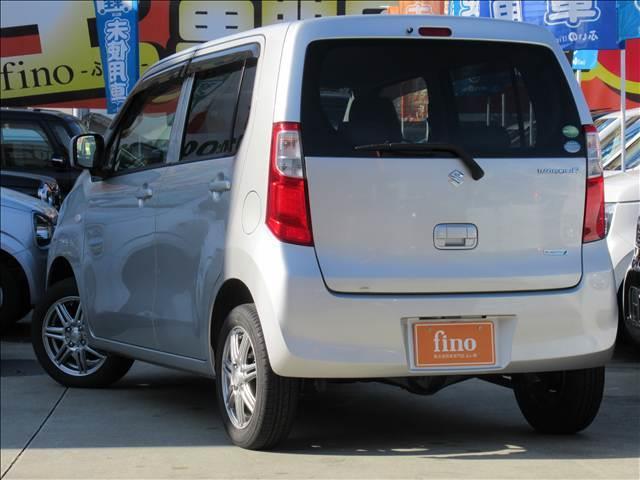 ワゴンＲ ＦＸ　４ＷＤ　禁煙車　純正ＣＤオーディオ　シートヒーター　電動格納ヒーテッドドアミラー　ヘッドライトレベライザー　エネチャージ　アイドリングストップ　バニティーミラー　オートエアコン　社外１４インチアルミ（25枚目）