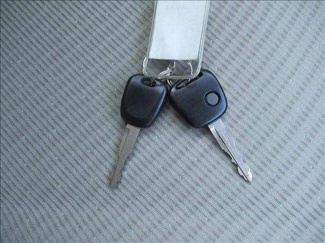 ワゴンＲ ＦＸ　４ＷＤ　禁煙車　純正ＣＤオーディオ　シートヒーター　電動格納ヒーテッドドアミラー　ヘッドライトレベライザー　エネチャージ　アイドリングストップ　バニティーミラー　オートエアコン　社外１４インチアルミ（79枚目）