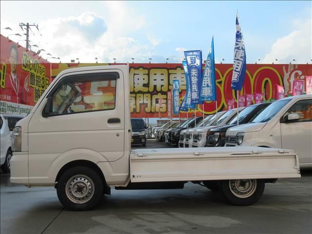 キャリイトラック KCエアコン・パワステ 4WD 禁煙車 マニュアルエアコン MT 3方開荷台 ラジオ パワーステアリング ハロゲンヘッドランプ ドリンクホルダー シガーソケット 運転席エアバック 助手席エアバック(35枚目)