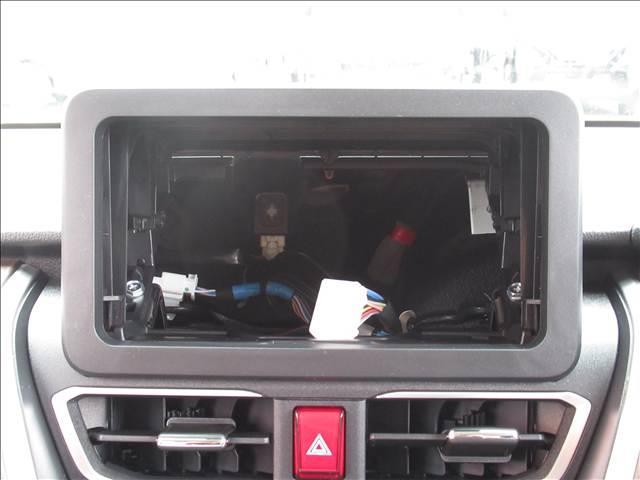 ���Ђł͂��D���ȃi�r�i�����i�E�ЊO�i��킸�j�����t���\�ł��B�i�r�̋@�\��T�C�Y���̂����k�ɑΉ��ł��܂��̂ł����g�̊�]�����i�r�����t���\�ł��B�������A�I�[�f�B�I�ł��\�ł���