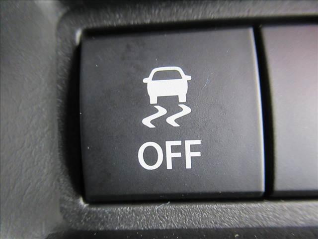 スペーシア ハイブリッドＧ　届出済未使用車　４ＷＤ　両側スライドドア　セーフティサポート　デュアルセンサーブレーキサポート２　標識認識機能　車線逸脱抑制機能　ハイビームアシスト　オートライト　ＬＥＤヘッドランプ　誤発進抑制機能（6枚目）