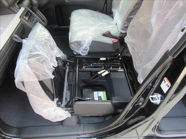 スペーシア ハイブリッドＧ　届出済未使用車　４ＷＤ　両側スライドドア　セーフティサポート　デュアルセンサーブレーキサポート２　標識認識機能　車線逸脱抑制機能　ハイビームアシスト　オートライト　ＬＥＤヘッドランプ　誤発進抑制機能（71枚目）