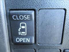 ����ư���饤�ɥɥ��۽����ʤ���ư�ǳ��ĤǤ��ޤ����Ҷ��ξ��ߤ�˱�ž��¦���鳫������Τ����������Ǥ��� 4