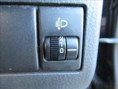 �ڥإåɥ饤�ȥ�٥饤��������֤����Ի��饤�Ȥ��Ť����������˥إåɥ饤�Ȥι⤵��Ĵ�����뵡ǽ�Ǥ��������ߤι⤵��Ĵ���Ǥ��ޤ��� 5