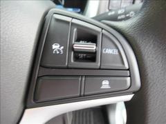 �ڥ����ץƥ��֥��롼������ȥ������ͽ�����ꤷ��®�٤���®���ԡ���Լ֤˶�Ť����顢�����ƥब��Լ֤Ȥε�Υ��®�ٺ���¬�ꤷ����ưŪ�˲ø�®��Ŭ�ڤʼִֵ�Υ��ݻ����ʤ����ɽ����Ԥ��ޤ��� 4