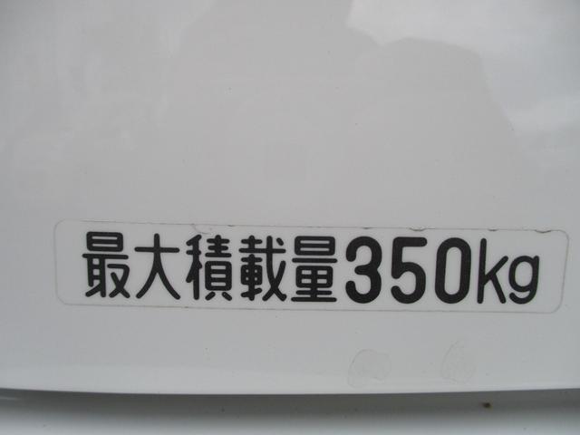 ハイゼットカーゴ ＤＸ　ＳＡＩＩＩ　車検８年５月・切り替え式４ＷＤ新品国産スタッドレスタイヤ新品ホイール社外ナビＴＶバックカメラＵＳＢ新品国産夏タイヤ社外アルミＡＢＳリヤヒーター衝突被害軽減ブレーキ横滑り防止キーレスＥＴＣ取説・記録簿（59枚目）