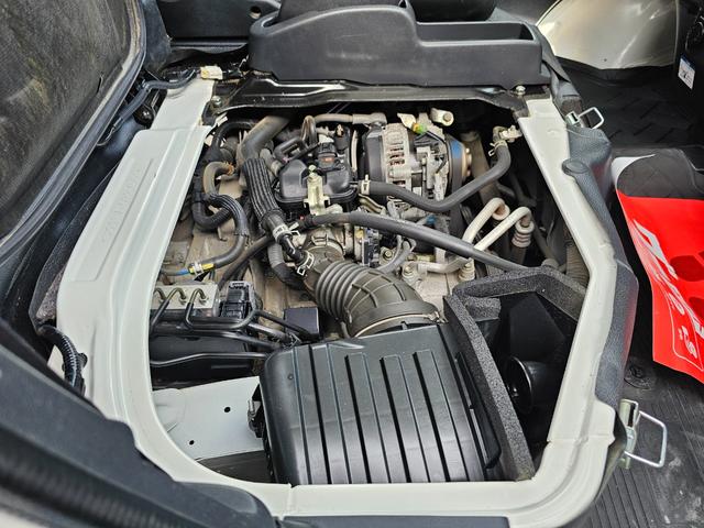 ハイゼットカーゴ ＤＸ　切り替え式４ＷＤ車検９年１０月・新品国産スタッドレスタイヤ新品ホイール新品国産夏タイヤ純正ラジオＥＴＣアイドリングＳＴＯＰキーレス両側スライドドア前席パワーウインドウＡＢＳタイベルチェーン取説・記録簿（42枚目）